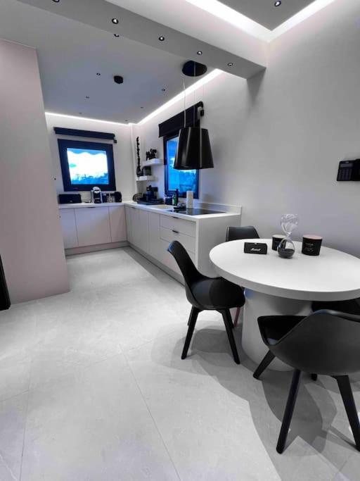 Lagonisi 2 Bedroom Luxury Apartment By The Sea! Bagian luar foto